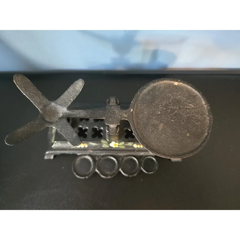 Vtg‎ Mini Cast Iron Balance Scale Weight Figure No Weights
